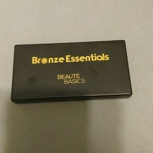 Beaute Basics Bronzer